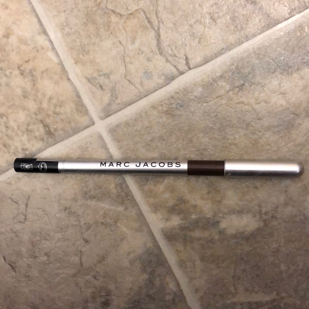 Marc Jacobs Highlander Matte Gel Eye Crayon